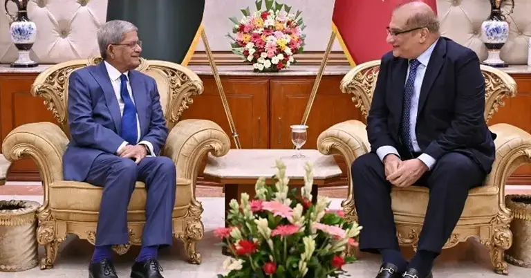 রাষ্ট্রপতির সঙ্গে সৌজন্য সাক্ষাৎ করেছেন পাকিস্তানের হাইকমিশনার